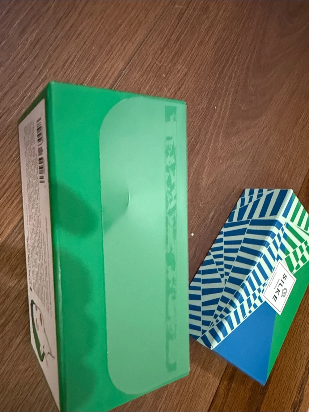 SILKE London Silk Hair Wrap - Green & Blue Patterned Box